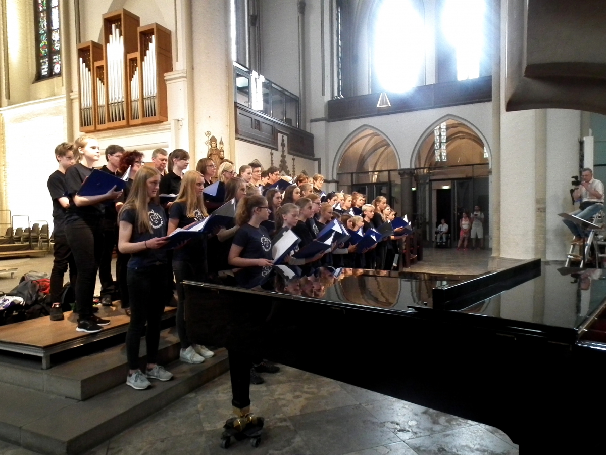 Eltern-und Jugendchor Alt-Rahlstedt 
